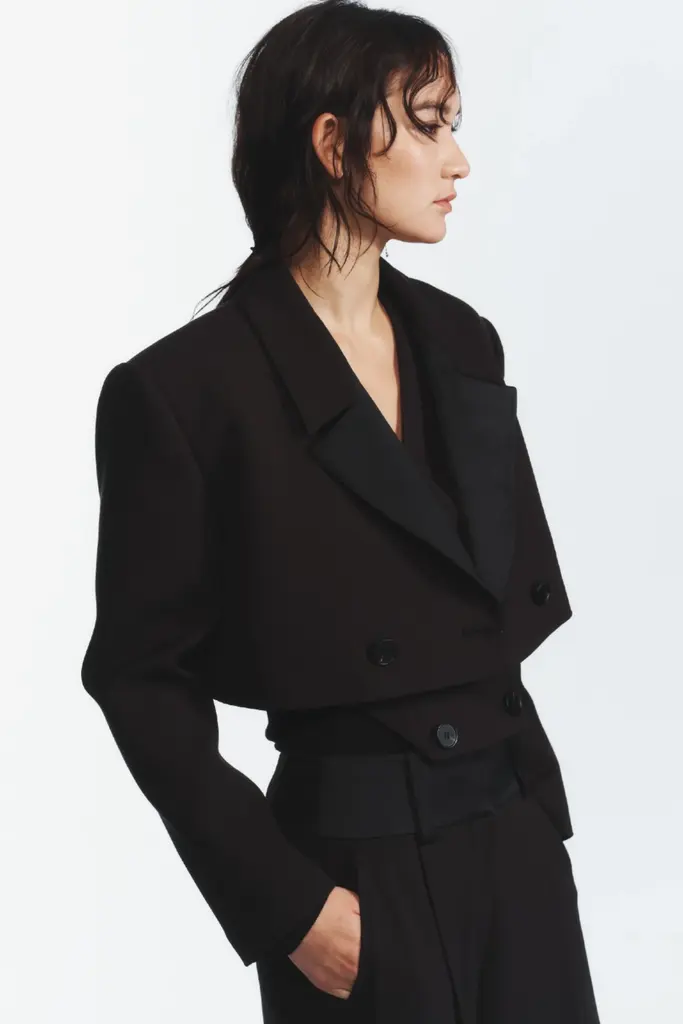 Saint Art Yasmin Cropped Blazer