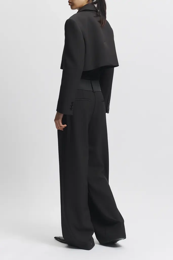 Saint Art Yasmin Cropped Blazer