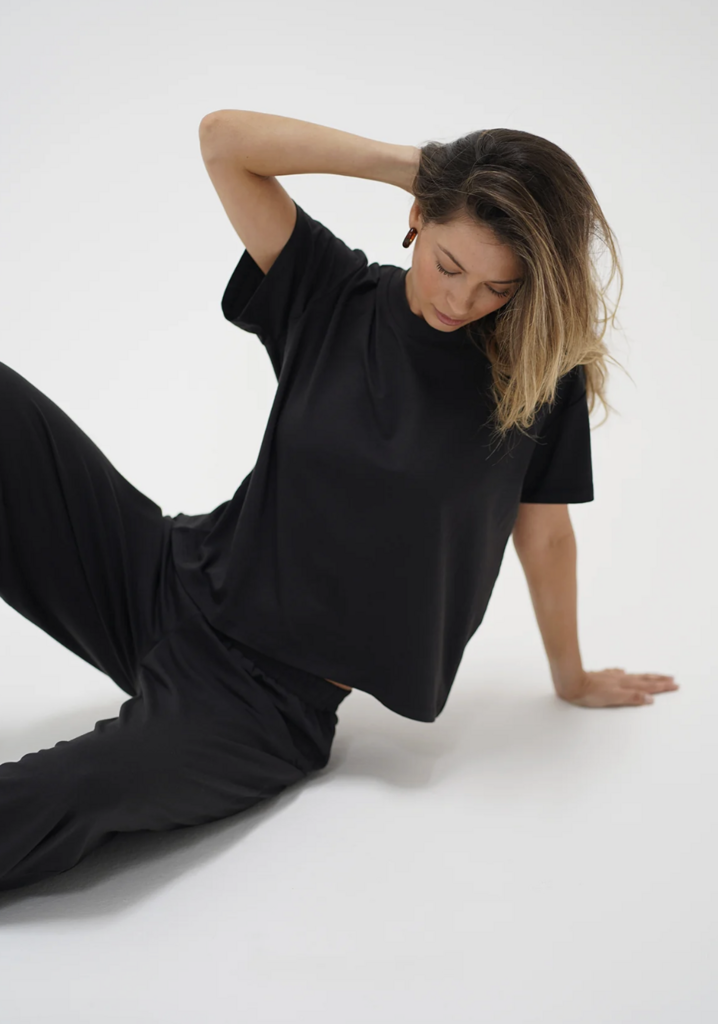 LNA Ava Oversized Tee