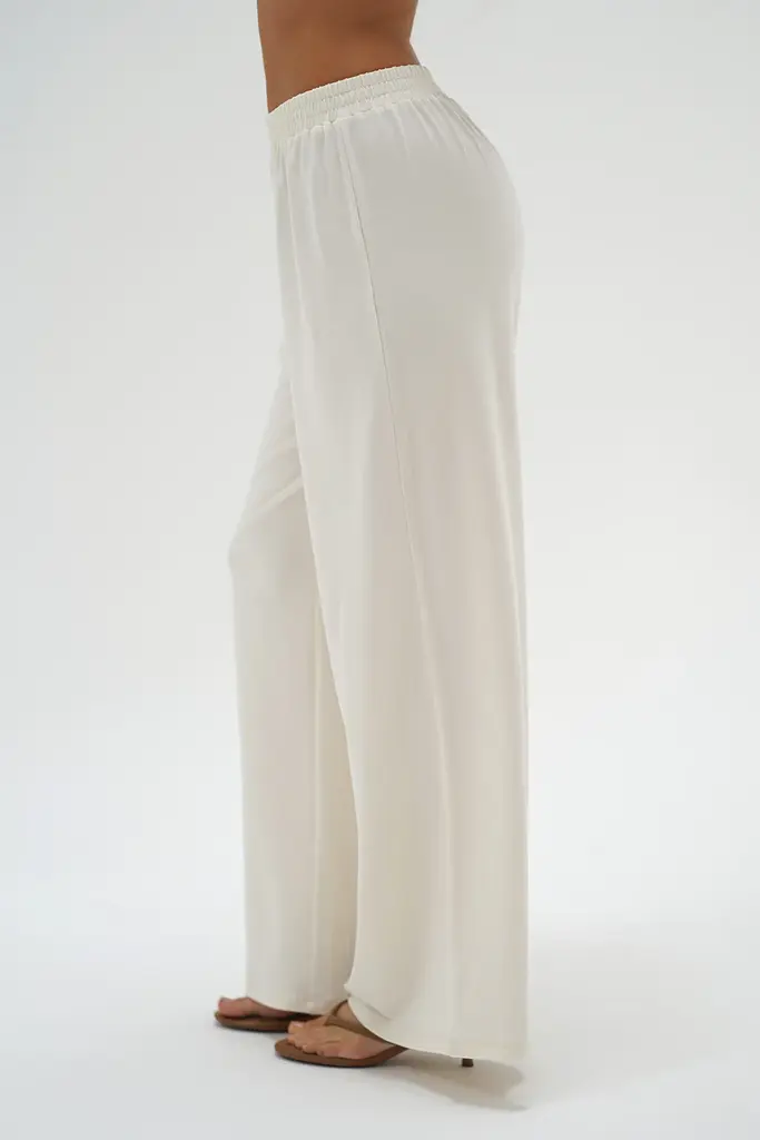 LNA Base Pant