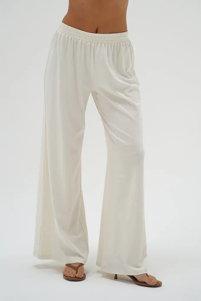 LNA Base Pant