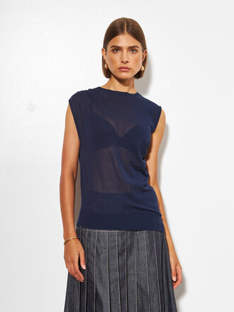 Line Blaire Slvelss Sheer Top