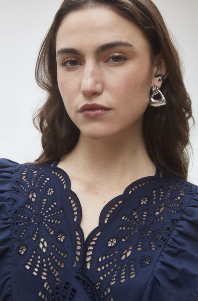 Suncoo Lila Emb. Slvls Top