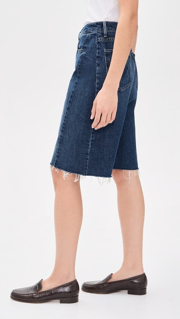 Mother Denim The Half Pipe Bermuda Fray in DYBMA