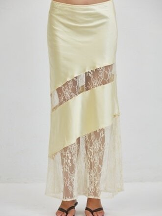 Place Showroom Sabrin Skirt