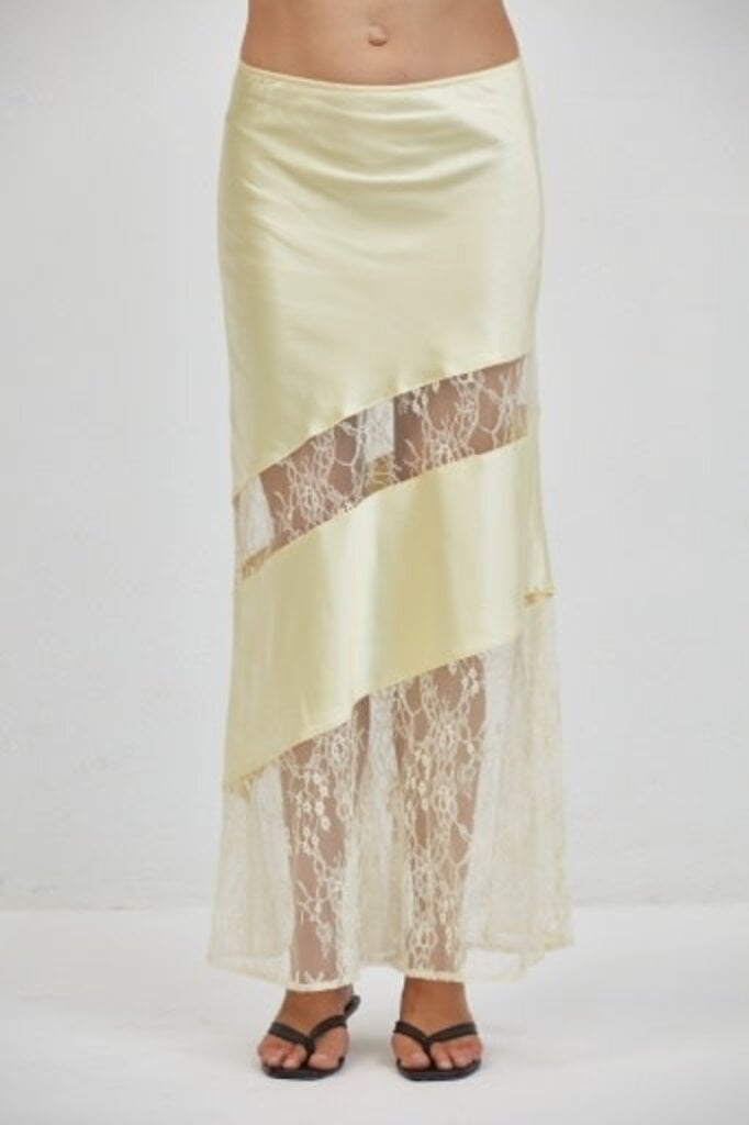 Place Showroom Sabrin Skirt