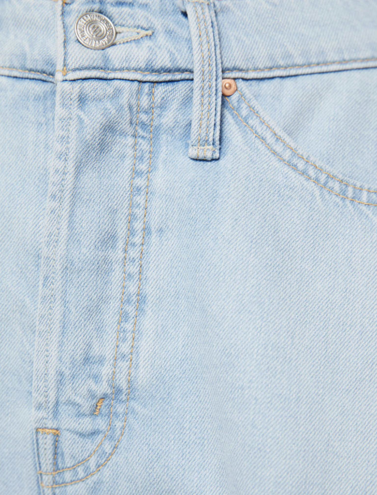 Mother Denim The Flutter Short Fray in Shaken Not Stirred