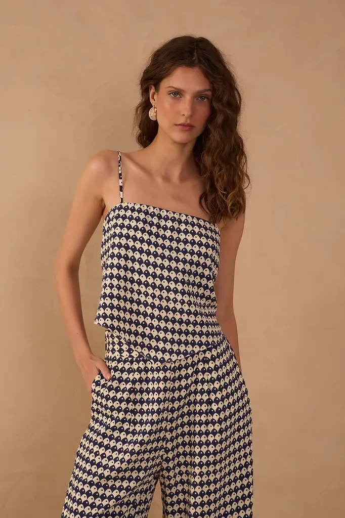 Dress To Clothing Escama Scarf Top