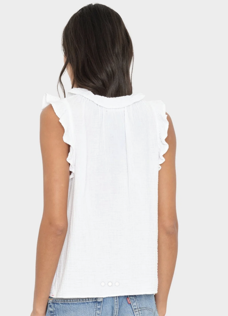 Xirena Bex Top in White Gauze