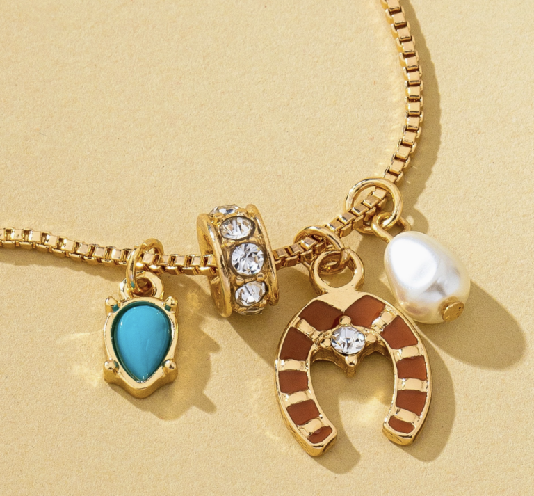 Joss Wall Southwest Horseshoe Charm Necklace