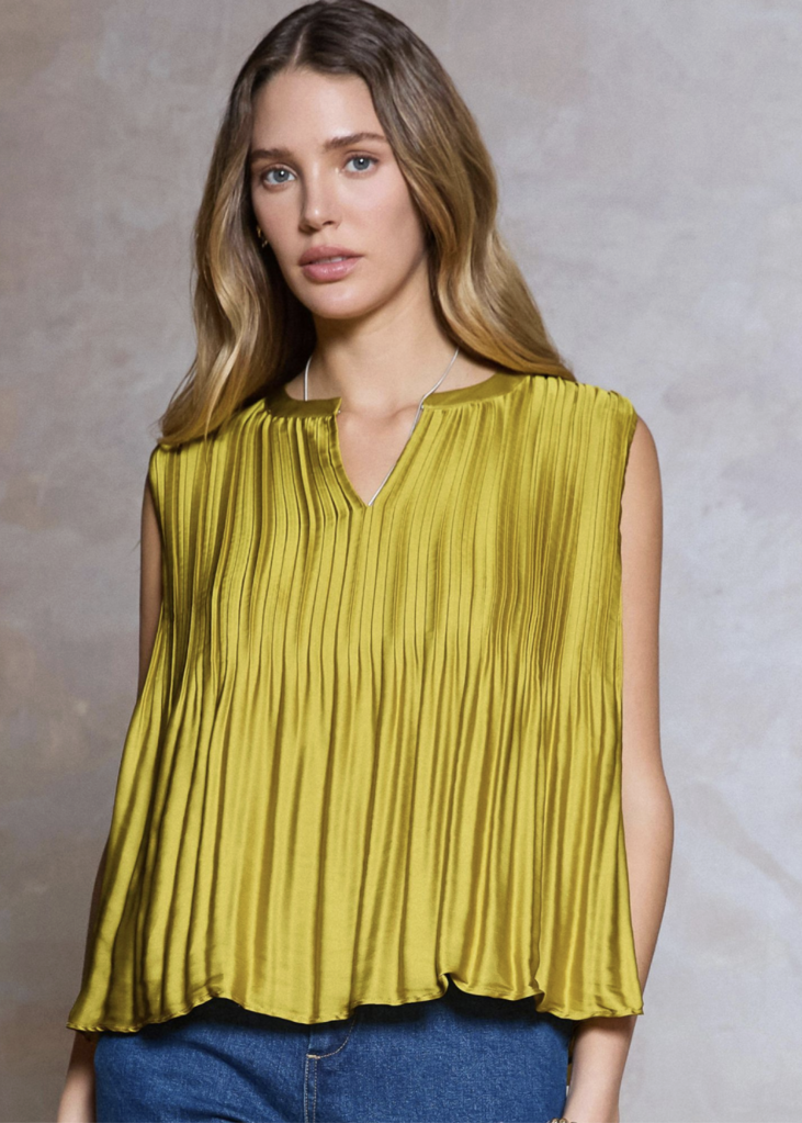 Current Air Pleated Round Neck Top