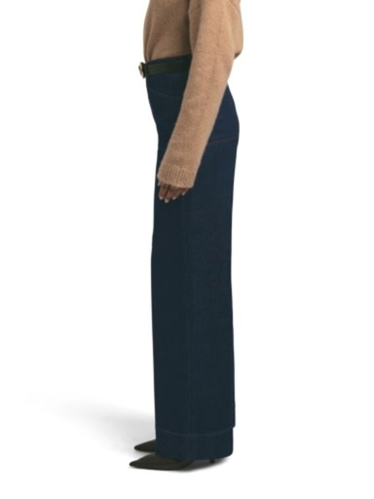 Favorite Daughter The Mischa Shortie Jean