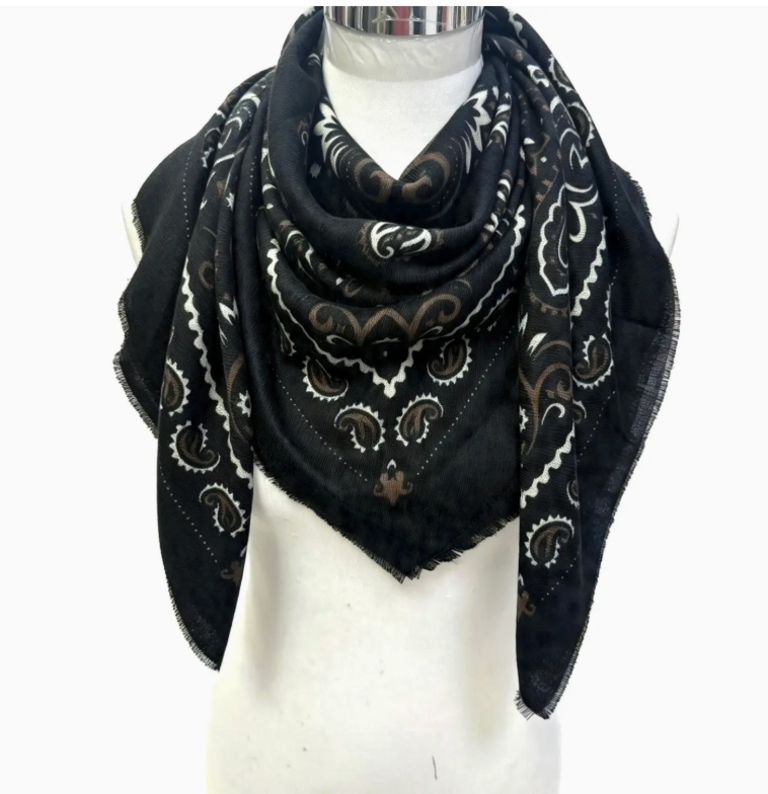 Lineta Kiki Large Woolen Square Bandana