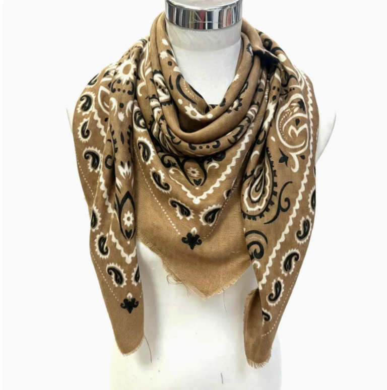 Lineta Kiki Large Woolen Square Bandana