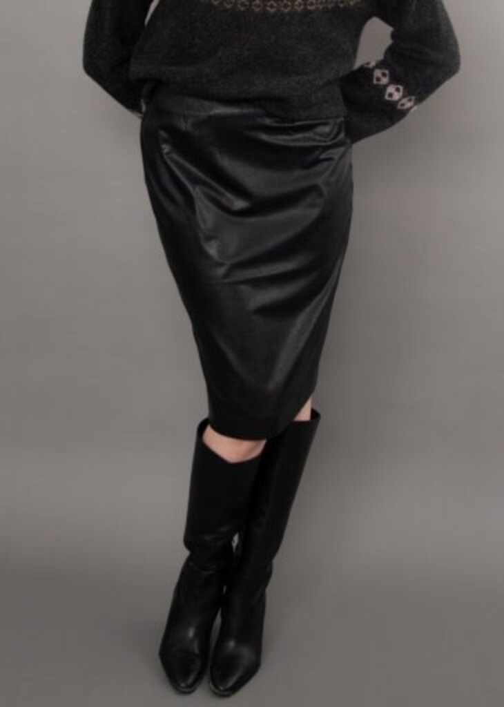RD STYLE | HEDGE SADERA STRETCH FAUX LEATHER PULL ON SKIRT -BLACK