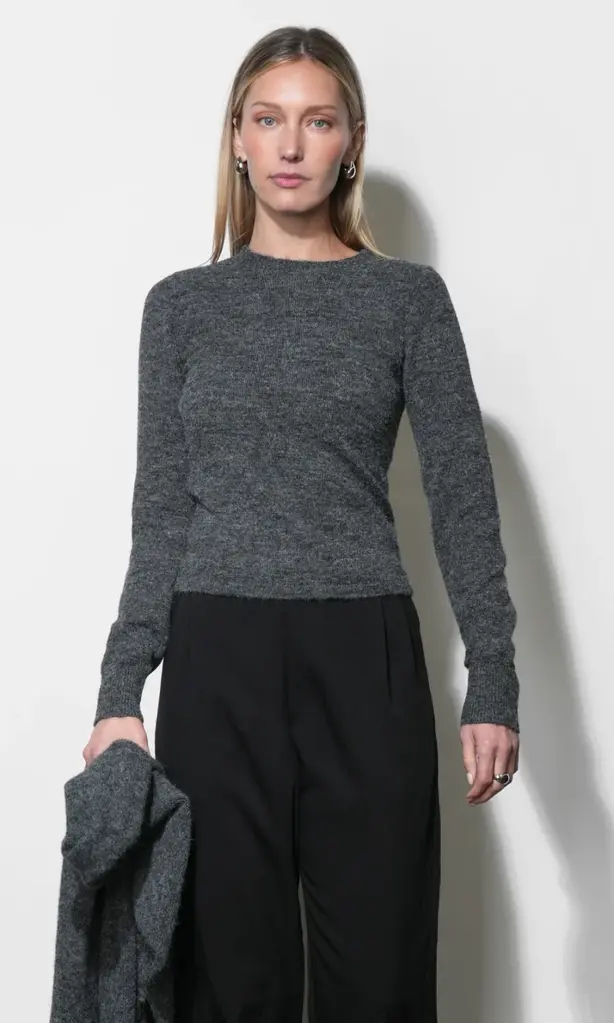 Greylin Yumi Sweater Shawl Set