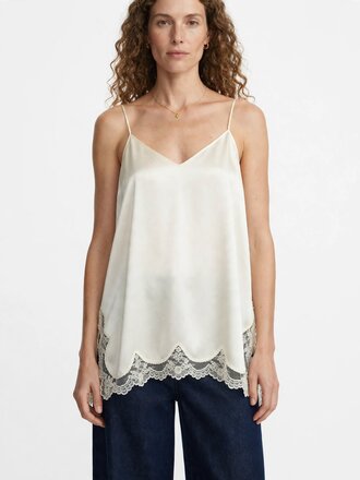 A. Ren Hollis Top