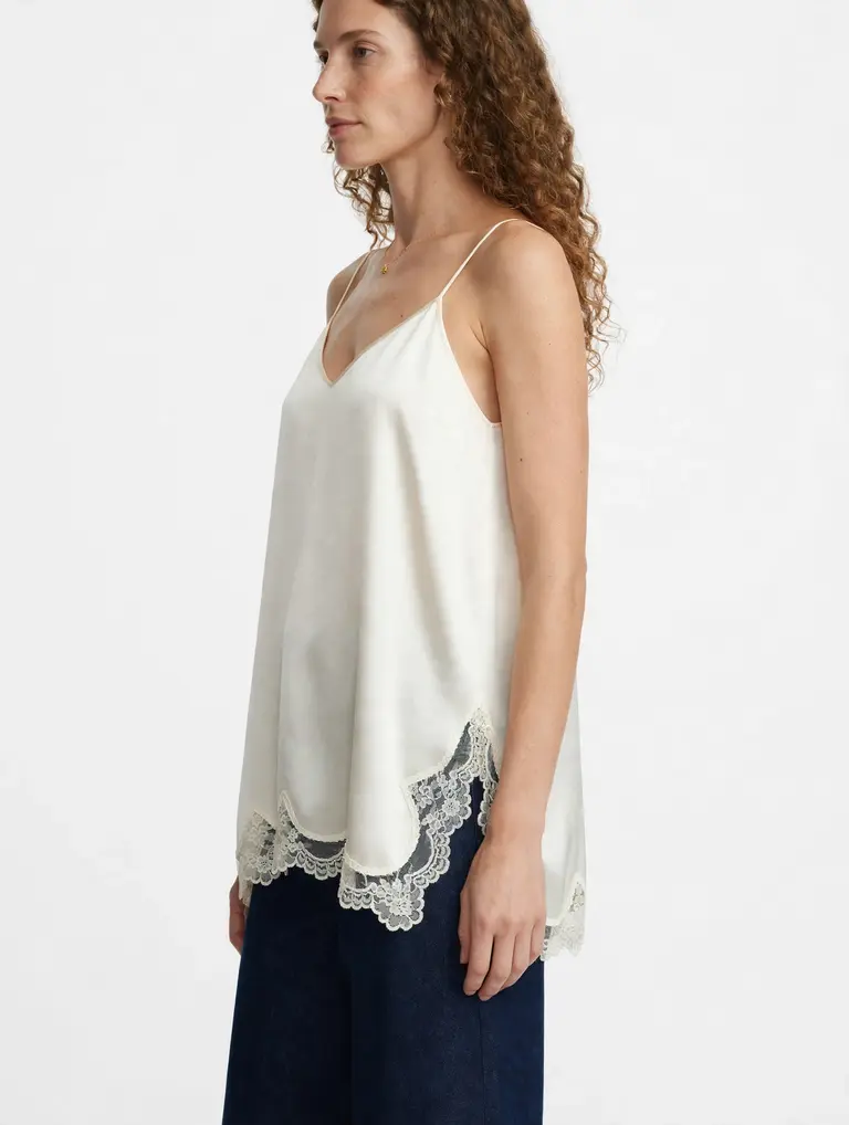 A. Ren Hollis Top