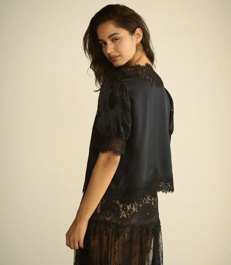 Dôen Idella Silk Top in Black