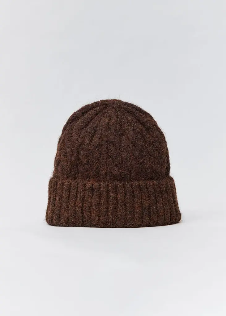 Hat Attack Alpine Cable Beanie