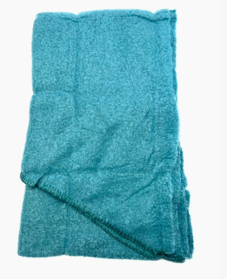 Lineta Plain Pointe Scarf