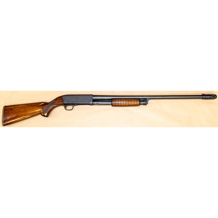 ITHACA 37 FEATHERLIGHT PUMP ACTION SHOTGUN 12GA X 2 3/4" 26" BBL W/ADJ CHOKE