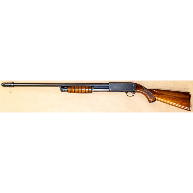 ITHACA 37 FEATHERLIGHT PUMP ACTION SHOTGUN 12GA X 2 3/4" 26" BBL W/ADJ CHOKE