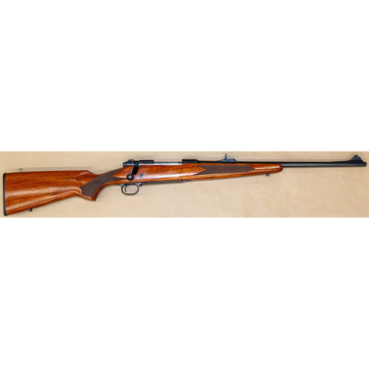 WINCHESTER MODEL 70 CARBINE BOLT ACTION RIFLE 30-06 SPRG 20" BBL W/SIGHTS