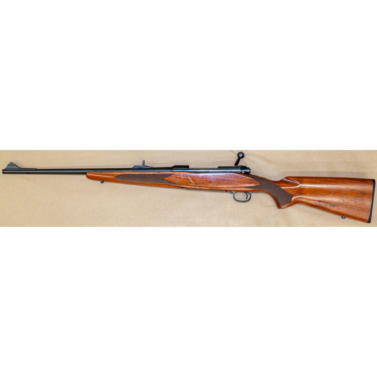 WINCHESTER MODEL 70 CARBINE BOLT ACTION RIFLE 30-06 SPRG 20" BBL W/SIGHTS
