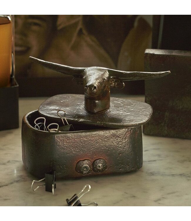 Jan Barboglio Premio Toro Box