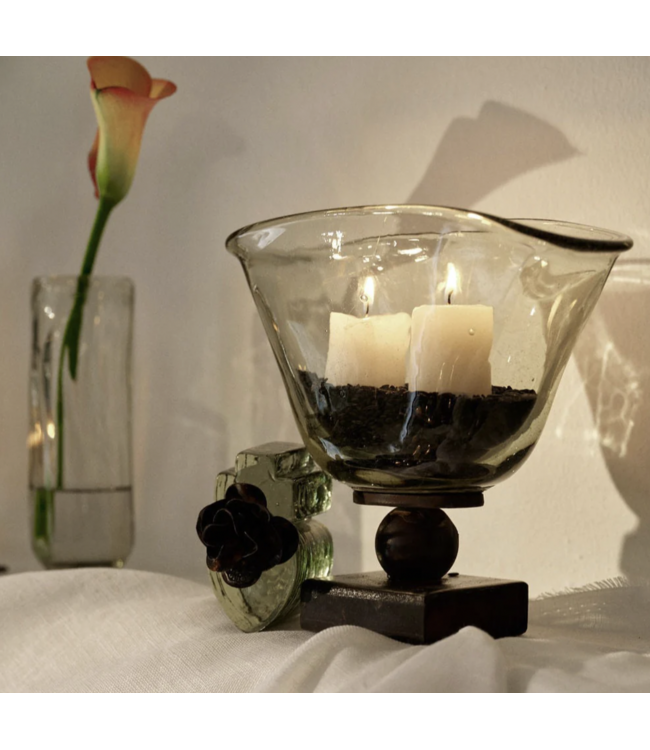 Jan Barboglio Abanico Vase