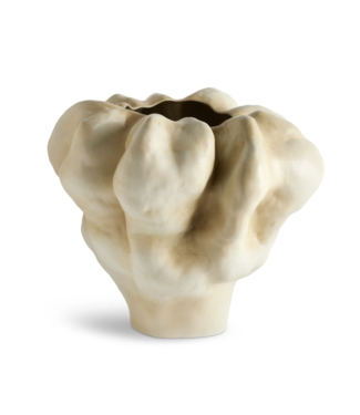 Timna Porcelain Vase - Short - Color: Latte