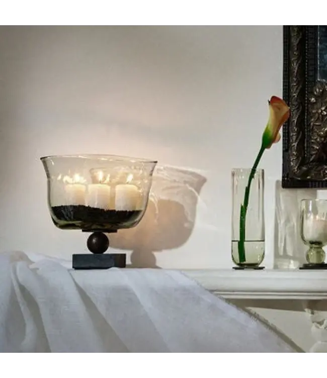 Jan Barboglio Abanico Vase