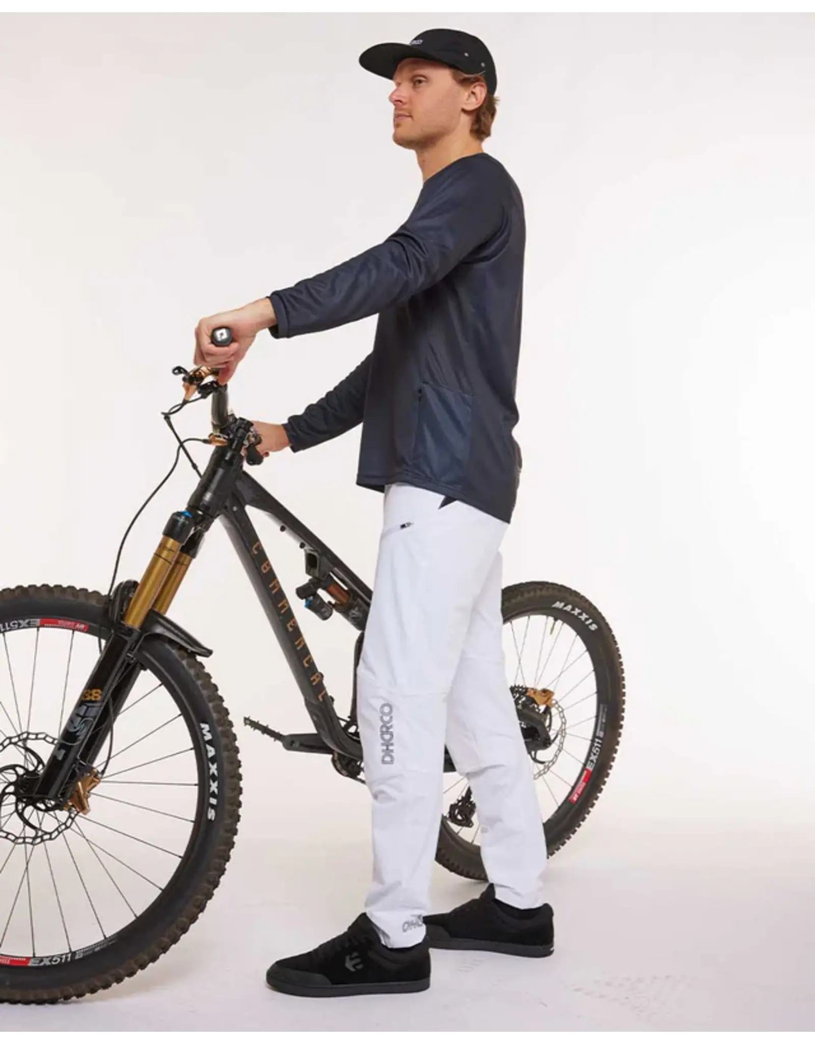 Dharco Dharco Mens Gravity Pants | White