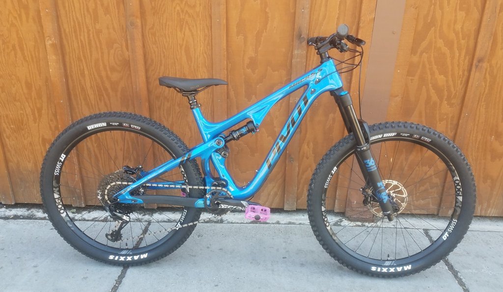 2020 Pivot Mach 5.5 Carbon 27.5" Race X01 - The BackCountry