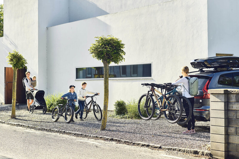 Thule Thule  Apex XT  1-1/4'' /  2'' 5 Bike Hitch Rack