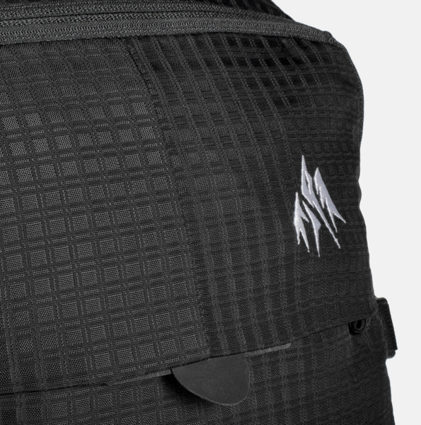 Jones Jones DSCNT Backpack Black 25L