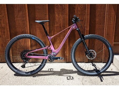 Scott 2022 Scott Contessa Spark 920 29"