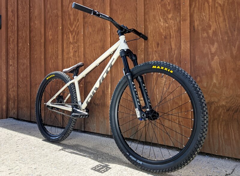 Pivot 2023 Pivot Point 26" Mojave Dirt Jumper