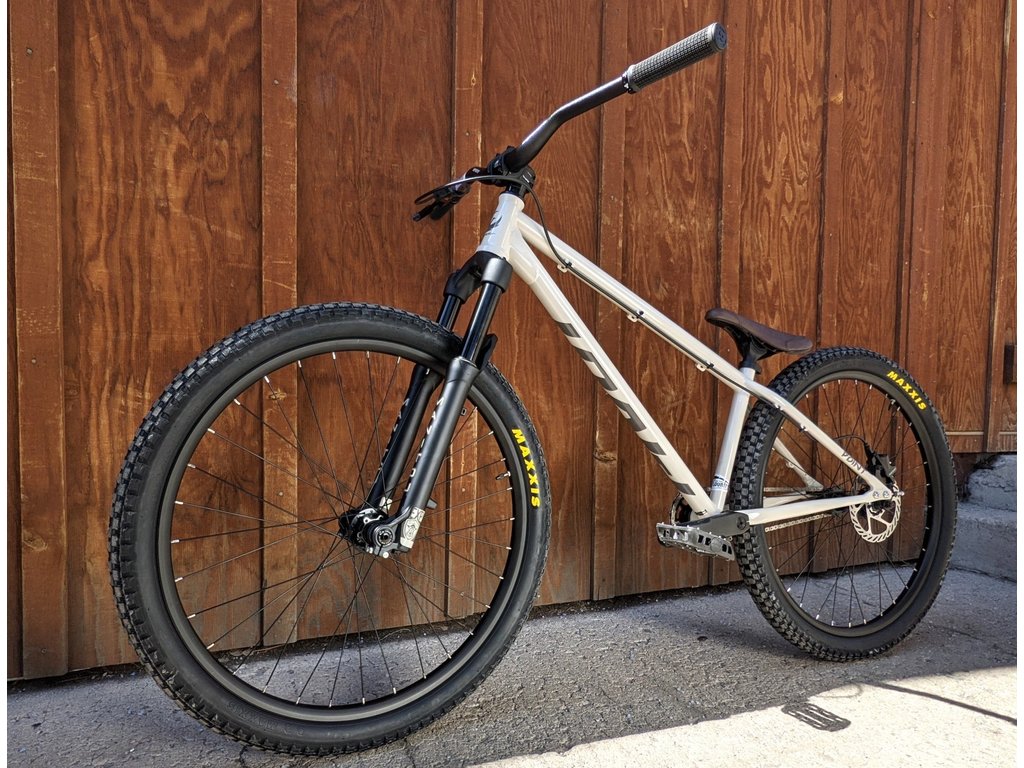 Pivot 2023 Pivot Point 26" Mojave