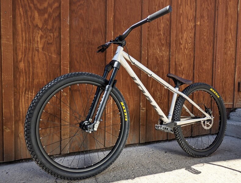 Pivot 2023 Pivot Point 26" Mojave Dirt Jumper