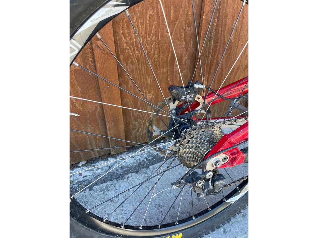 (Used) 2010 Intense M16 DH Medium