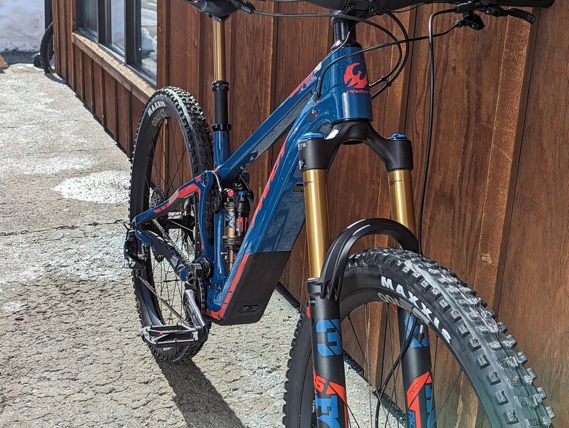 Pivot 2025 Pivot Shuttle SL Pro X01 29"