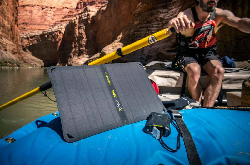 Goal Zero Goal Zero Venture 35 Solar Kit W/Nomad 10