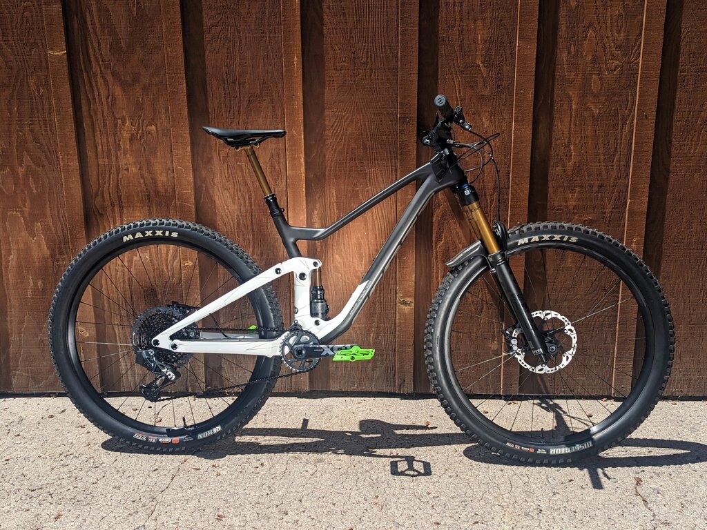 Scott 2022 Scott Genius 900 Tuned AXS 29"