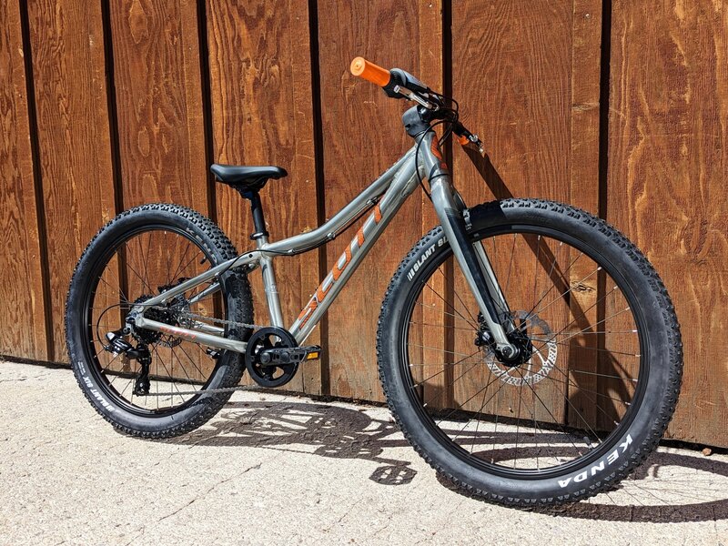 2022 Scott Roxter 24 Raw Alloy The BackCountry in Truckee, CA