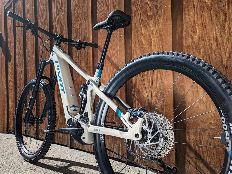 Pivot 2025 Pivot Shuttle AM Ride SLX/XT 29"