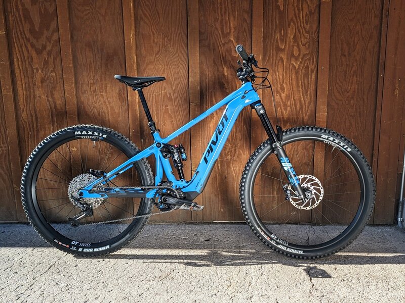 Pivot 2025 Pivot Shuttle AM Ride SLX/XT 29"