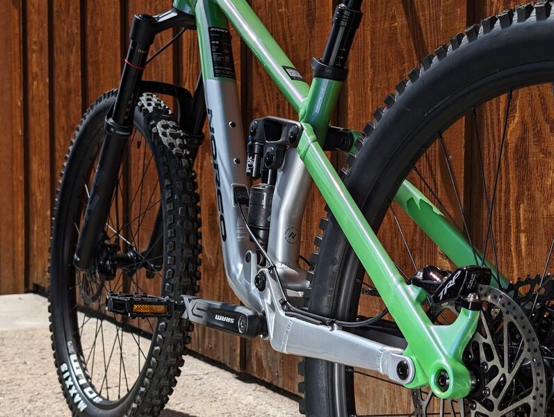 Norco 2024 Norco Sight A 27.5" Silver/Green Youth X-Small