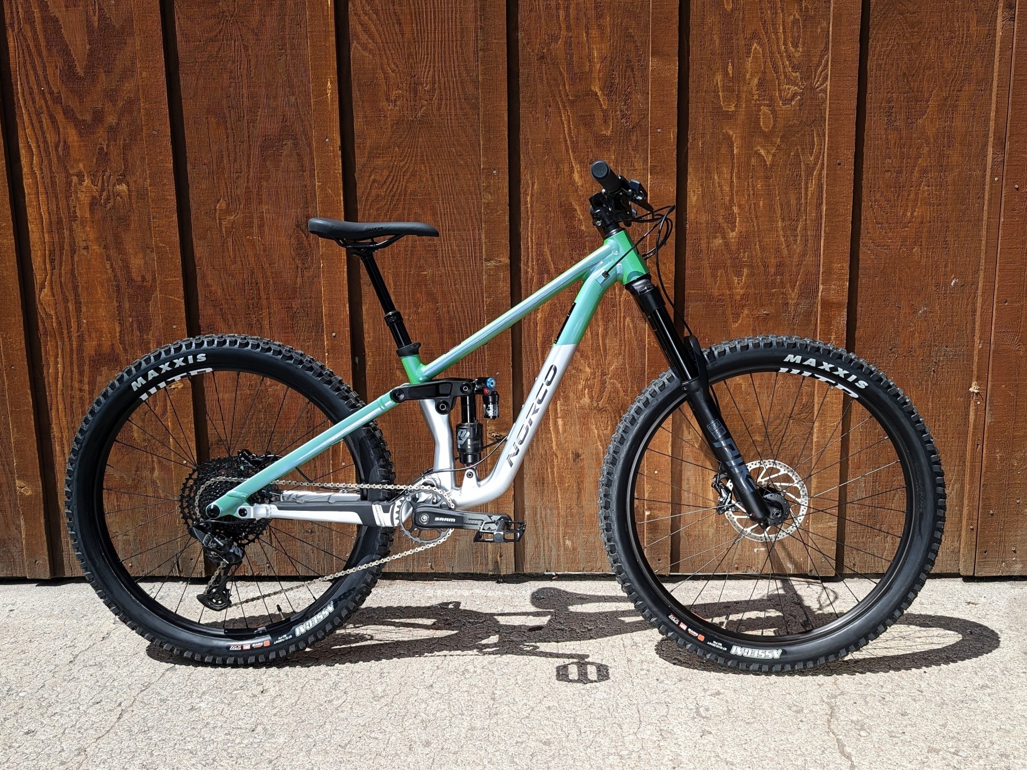 2024 Norco Sight A 27.5 Silver Green Youth X Small The BackCountry The BackCountry